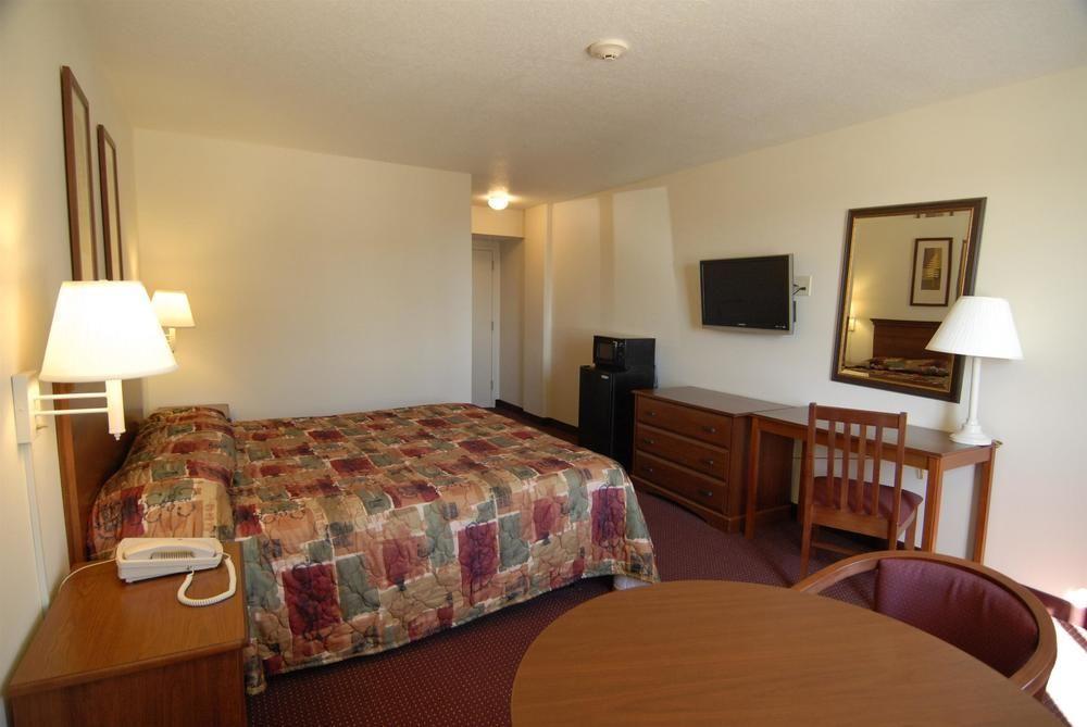 Marina Inn & Suites Chalmette-New Orleans Экстерьер фото