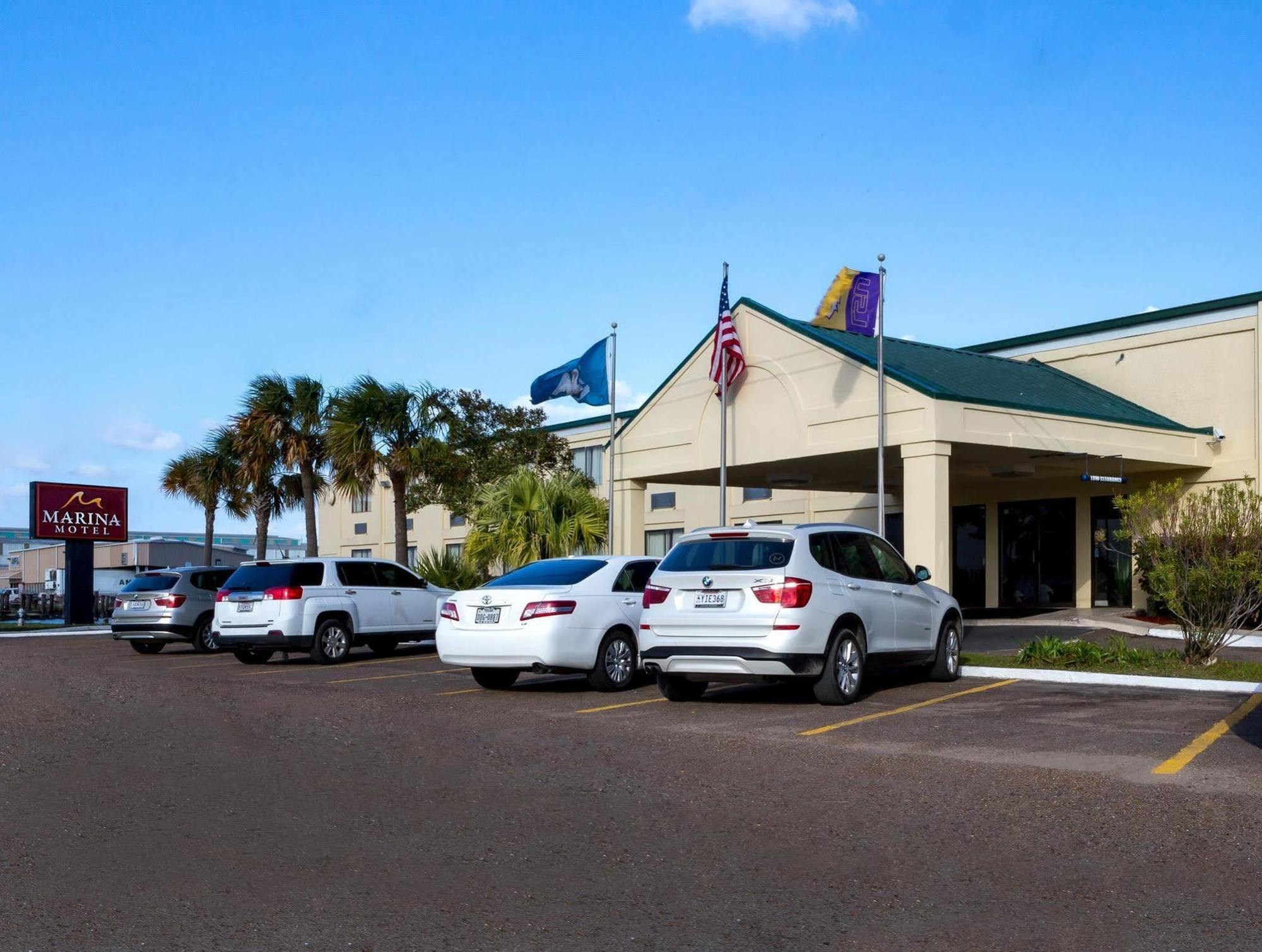 Marina Inn & Suites Chalmette-New Orleans Экстерьер фото