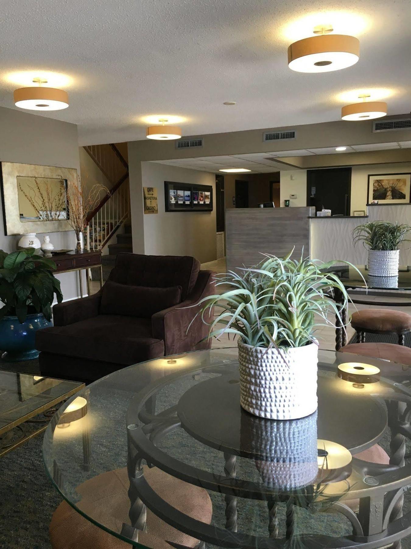 Marina Inn & Suites Chalmette-New Orleans Экстерьер фото